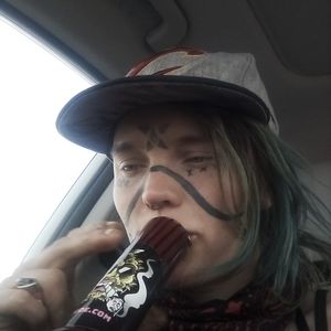 Meet your Posher, Raven